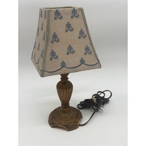 VTG Quoizel Antique Bronze Table Lamp Blue Floral Embroidered Shade Cottagecore